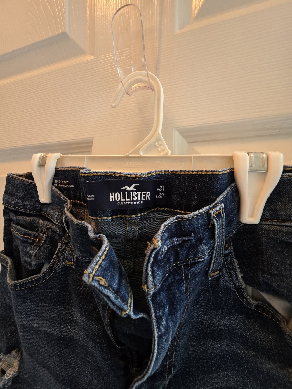 Hollister Dark Wash Skinny Jeans - Blue